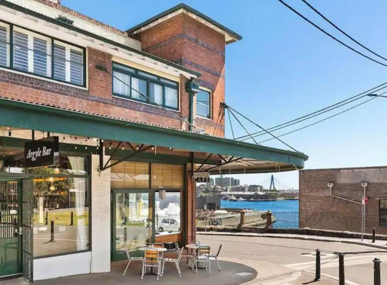 Renovated Warehouse Conversion In Heart Of *