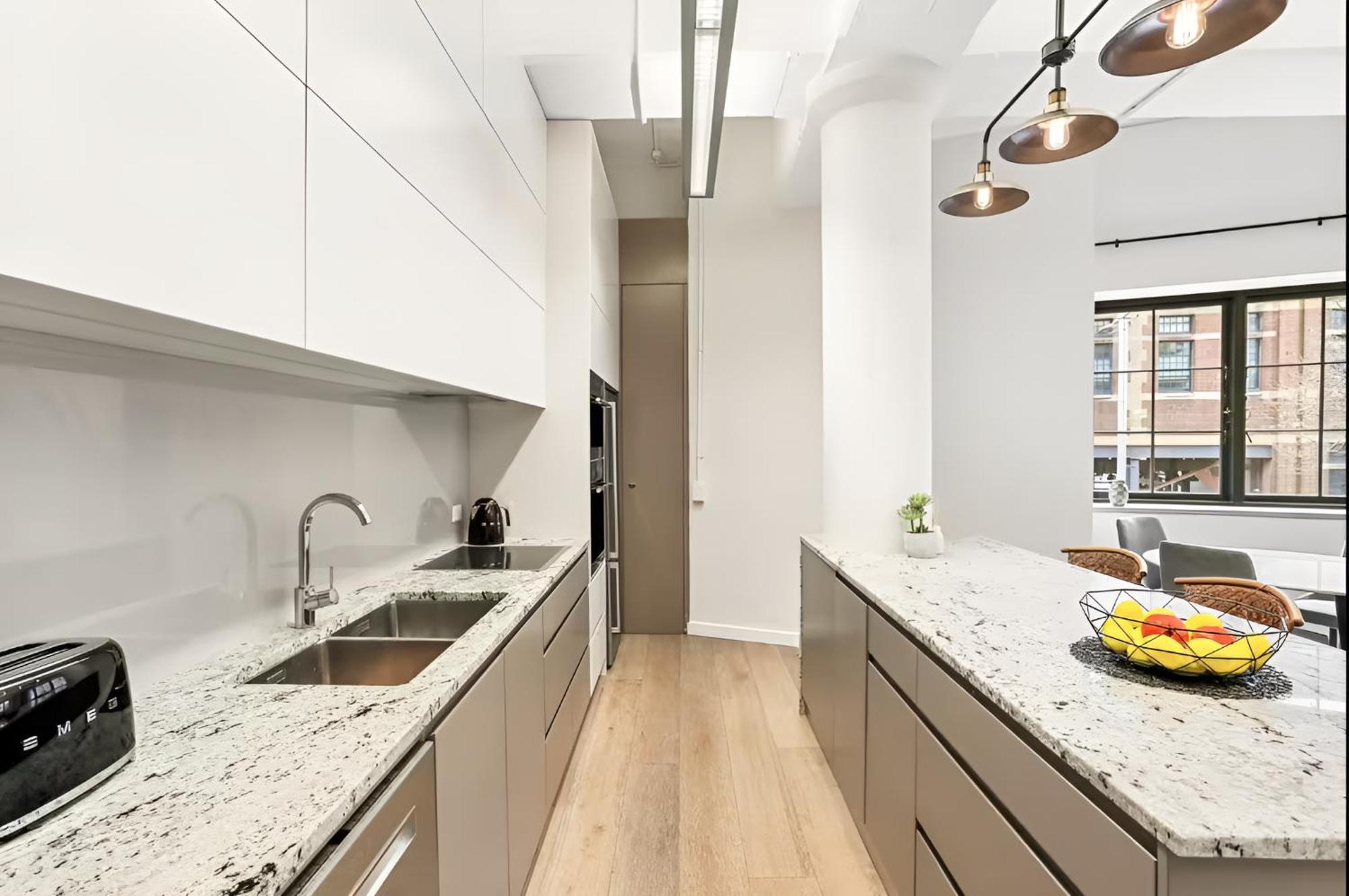 Apartment Renovated Warehouse Conversion In Heart Of *
